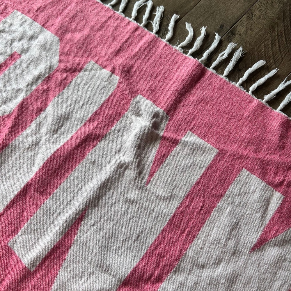 Victoria's Secret PINK Woven Cotton Throw Blanket Pink White Logo Fringe 50x60 - Picture 5 of 7